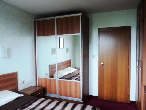 Hotel 007