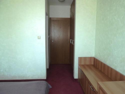 Hotel 007