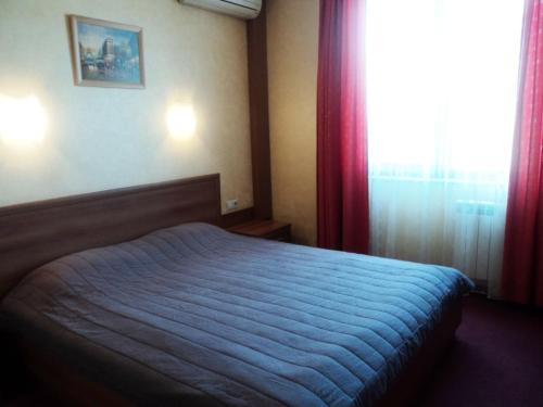 Hotel 007