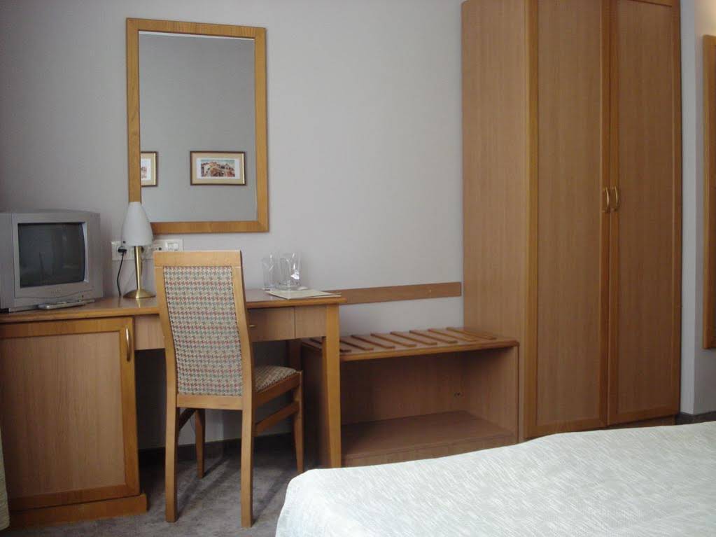 Kapri Hotel