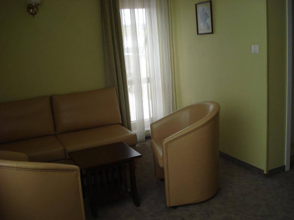 Kapri Hotel