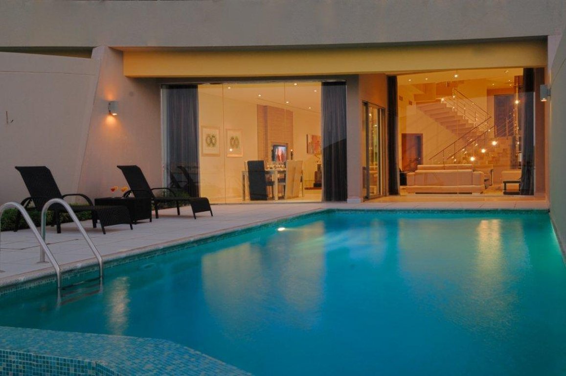 The Dragon Hotel & Resort
