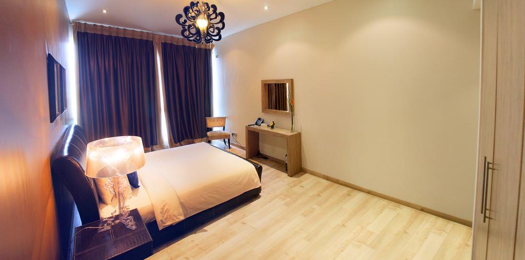 The Dragon Hotel & Resort