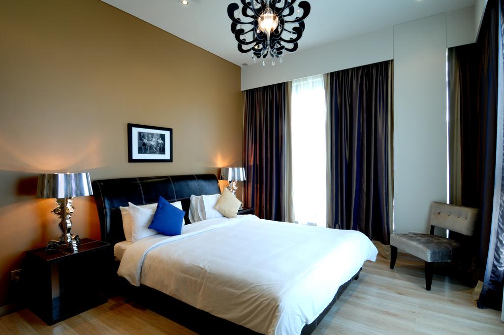 The Dragon Hotel & Resort