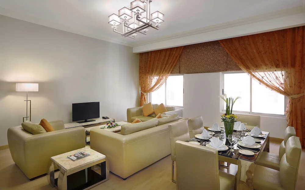 Al Safir Hotel