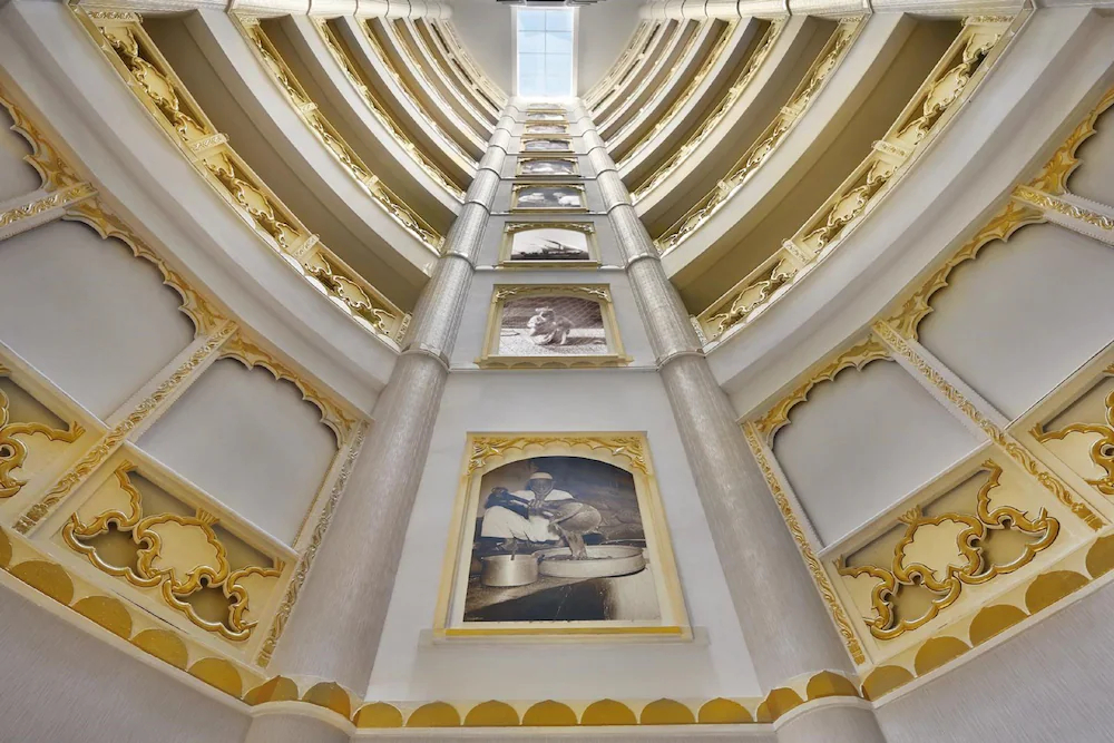 Al Safir Hotel