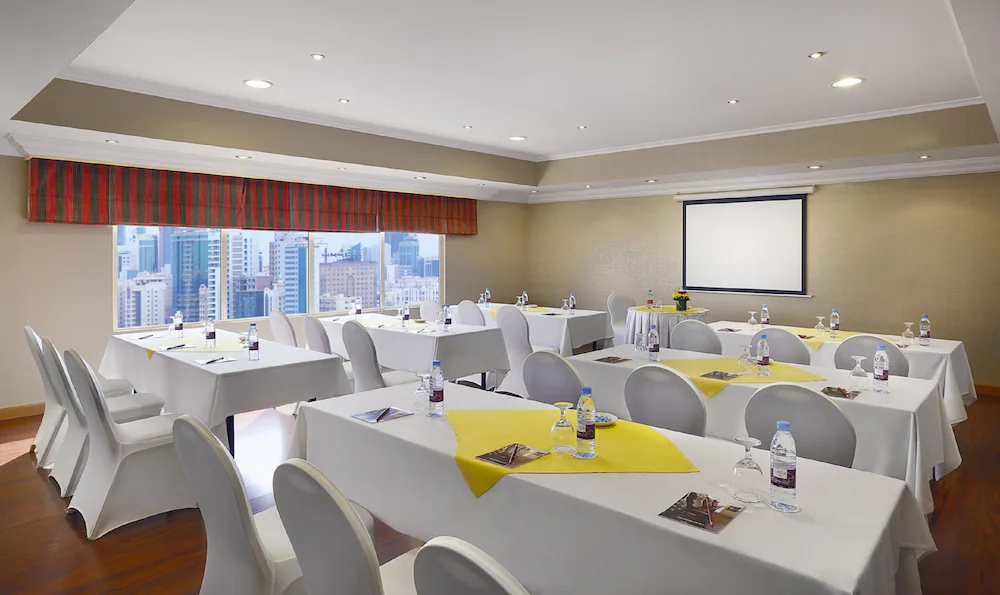 Al Safir Hotel