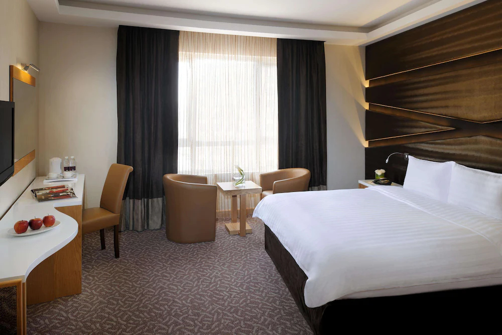 Al Safir Hotel