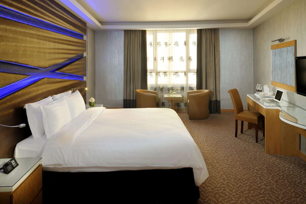 Al Safir Hotel