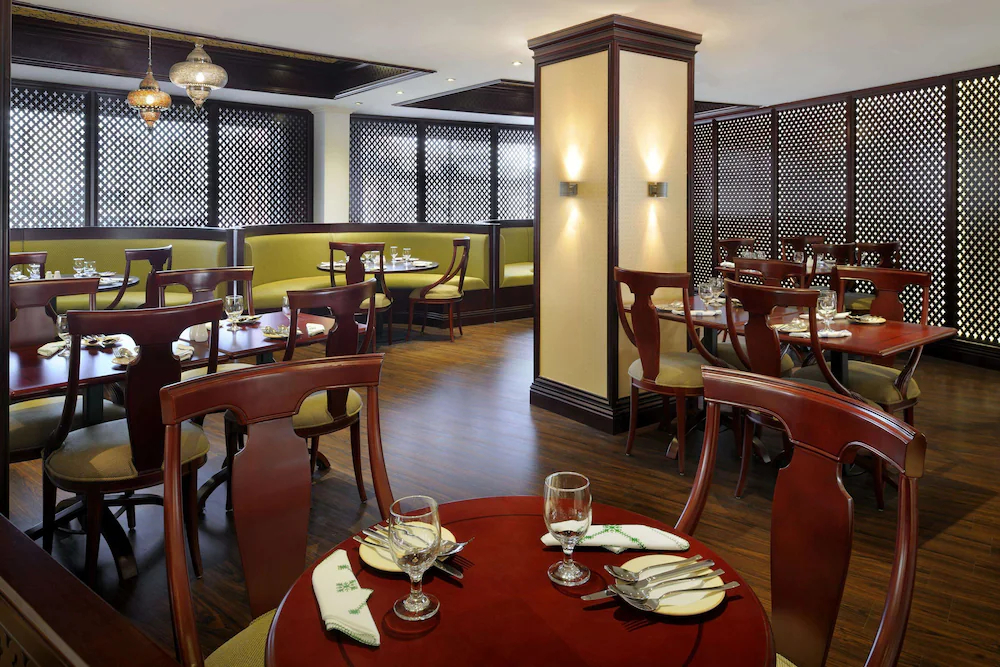 Al Safir Hotel