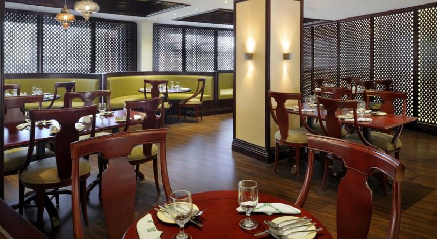 Al Safir Hotel & Tower