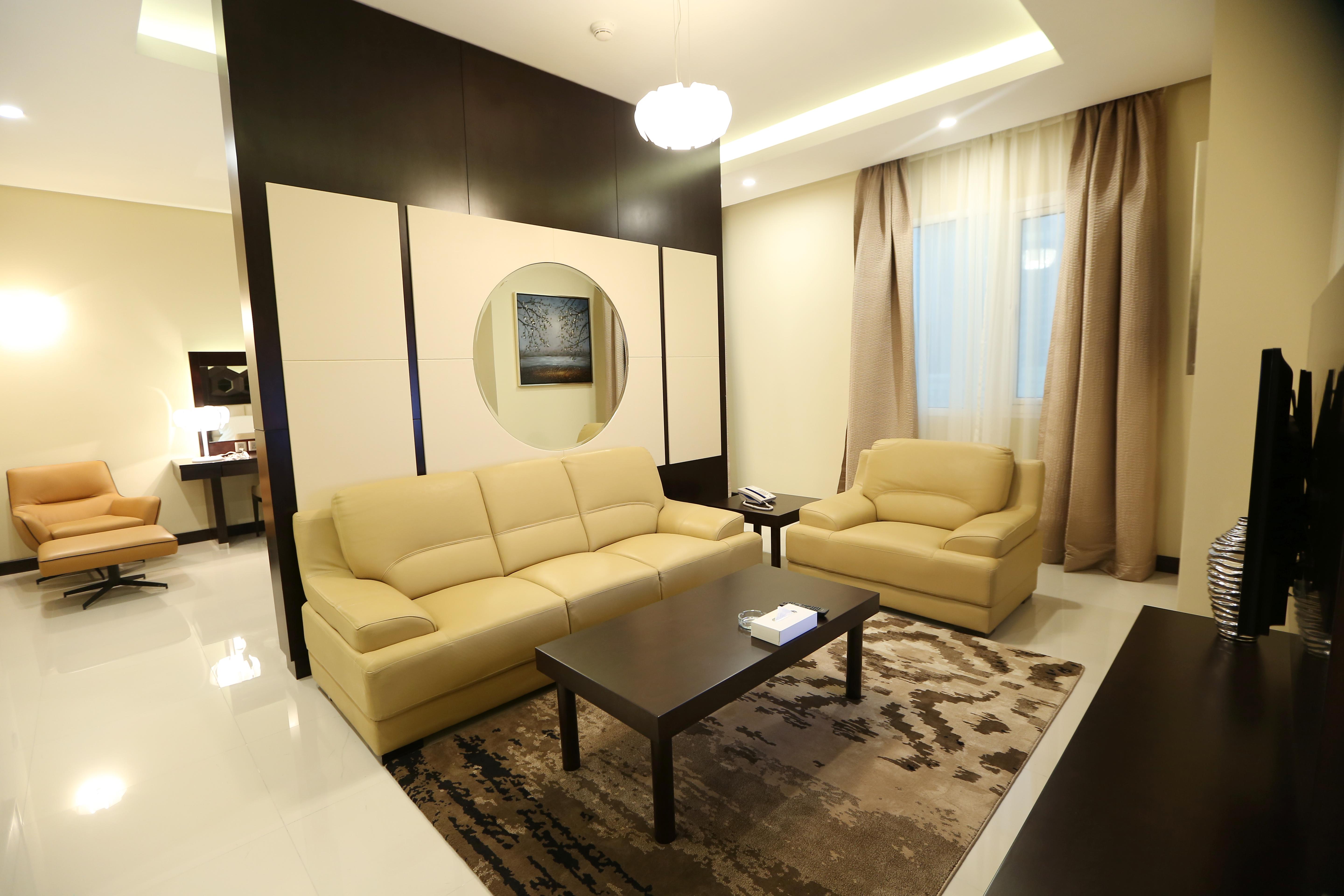 Atiram Premier Hotel