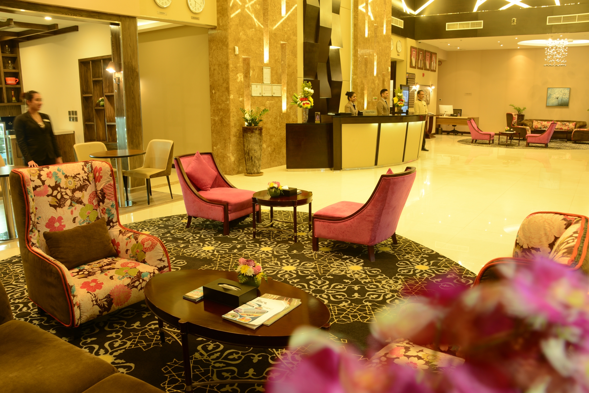Atiram Premier Hotel