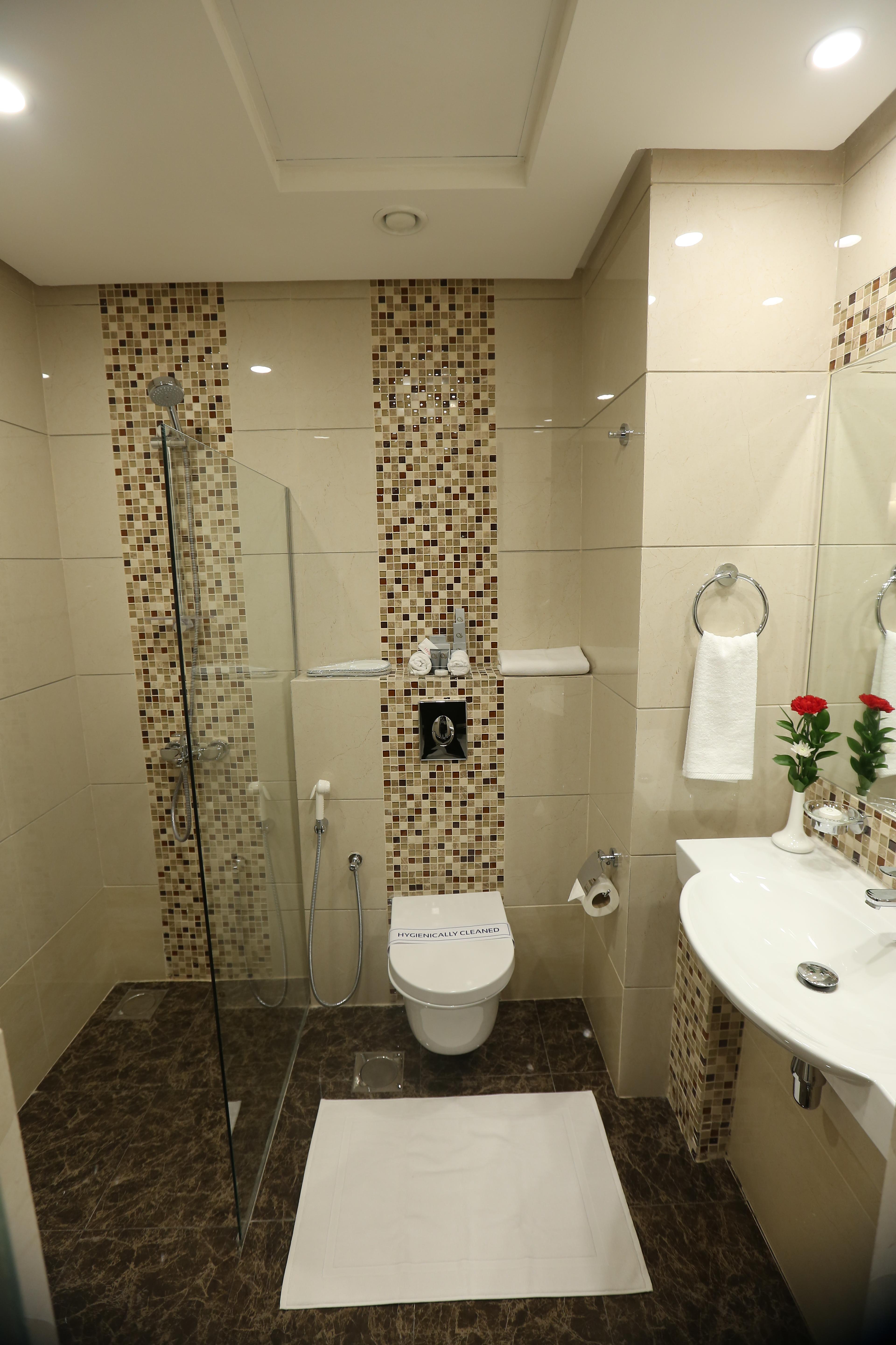 Atiram Premier Hotel