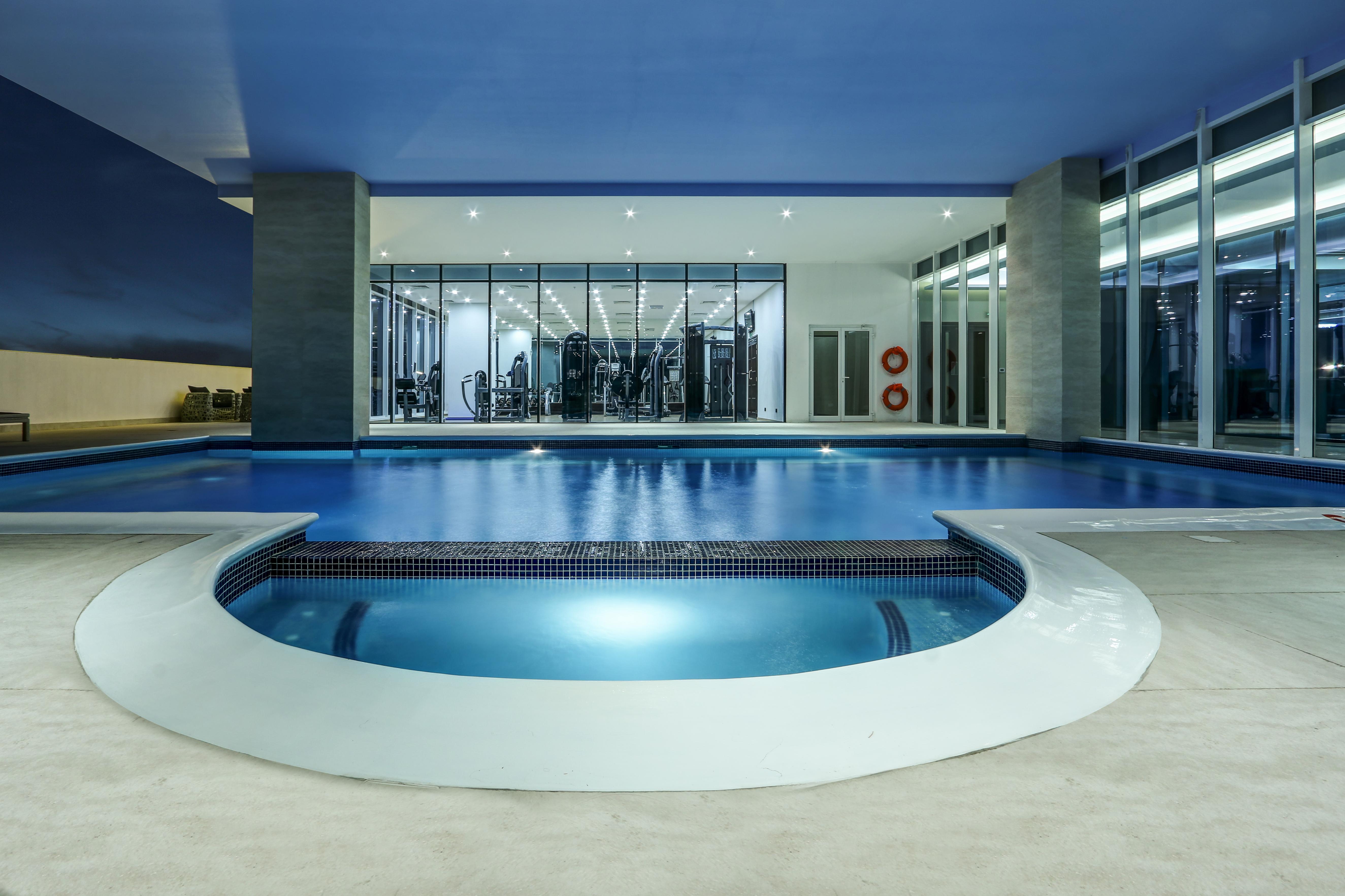 Atiram Premier Hotel