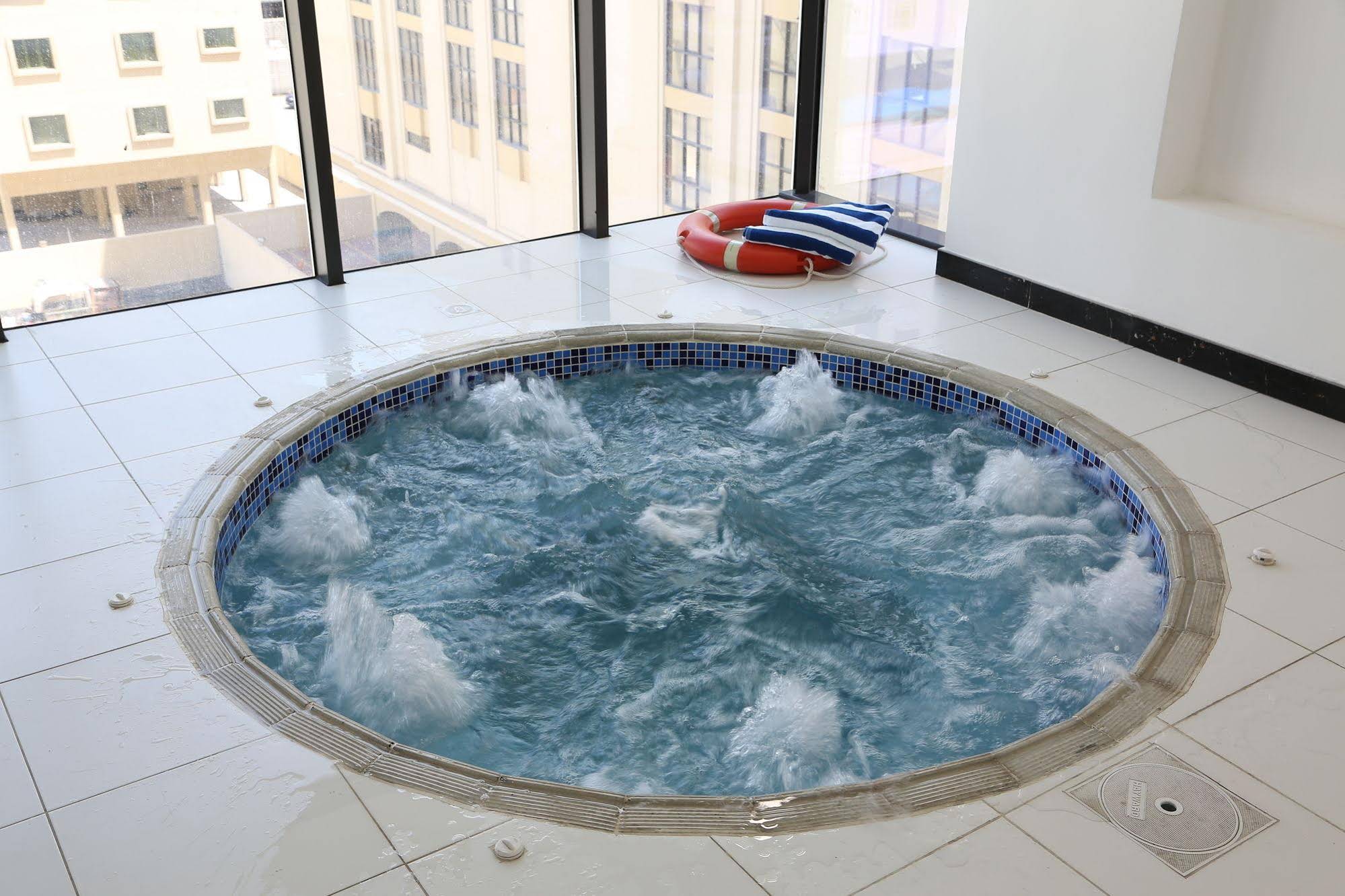 Belle Tower Luxury Hotel Apartments