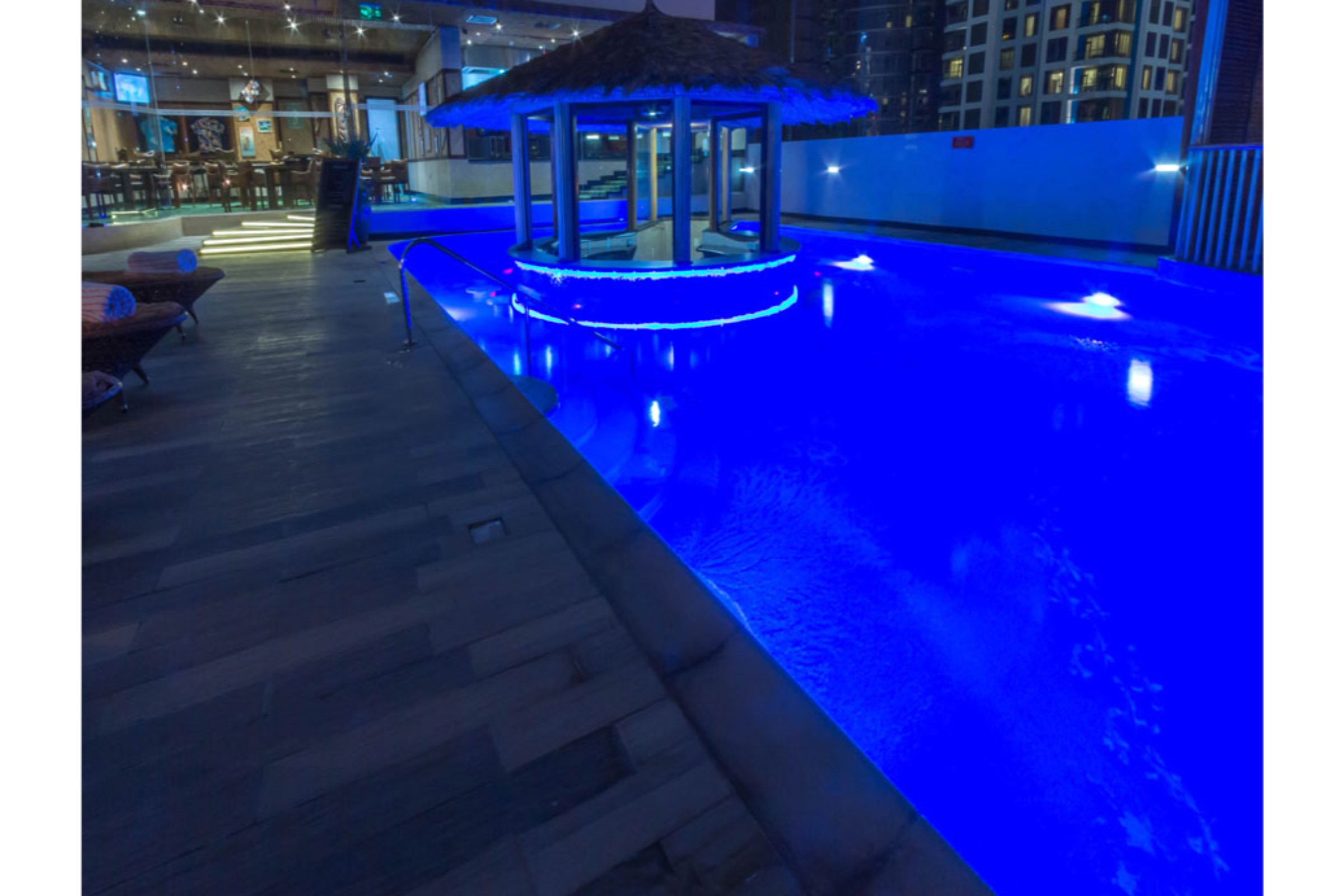 Elite Crystal Hotel