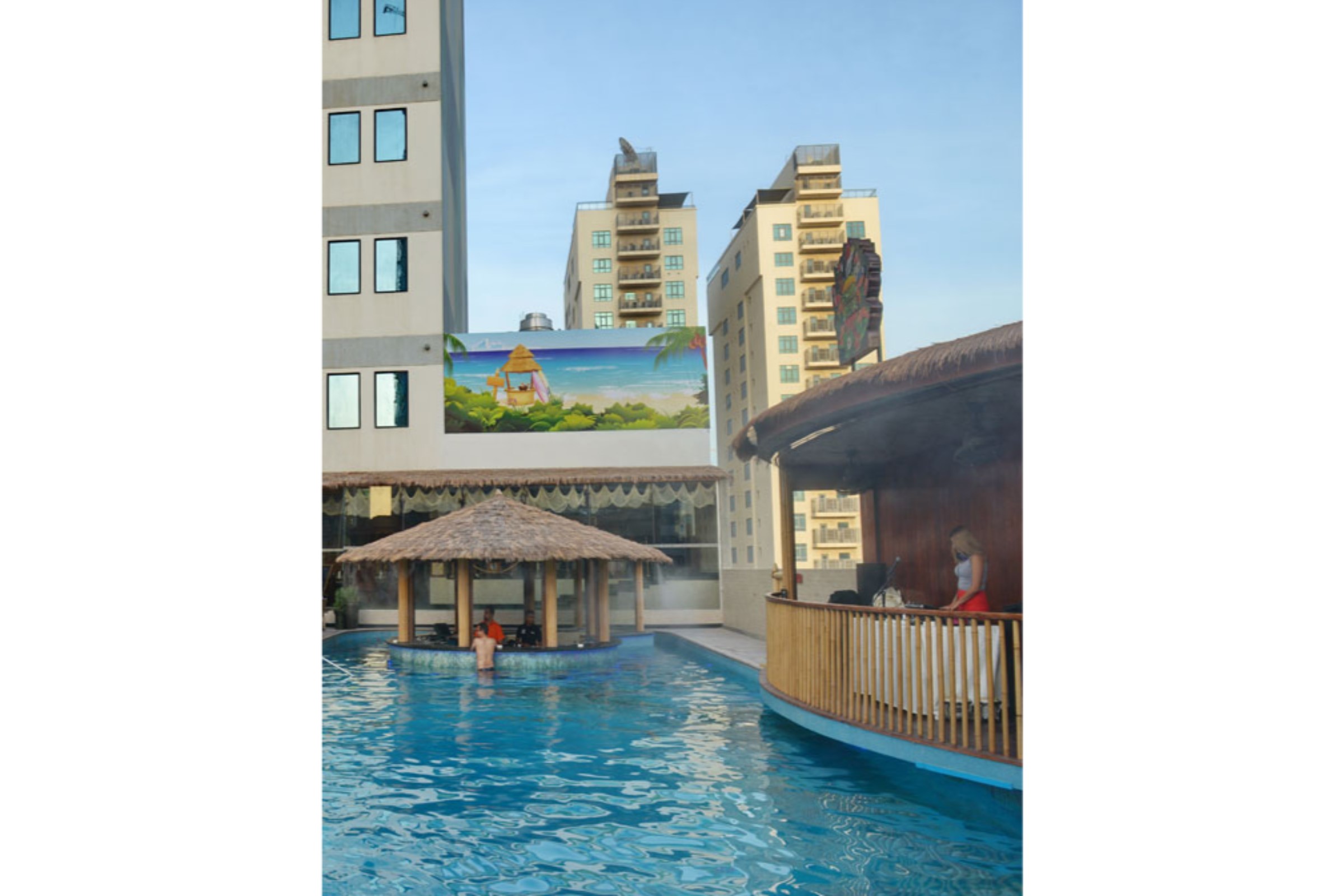 Elite Crystal Hotel