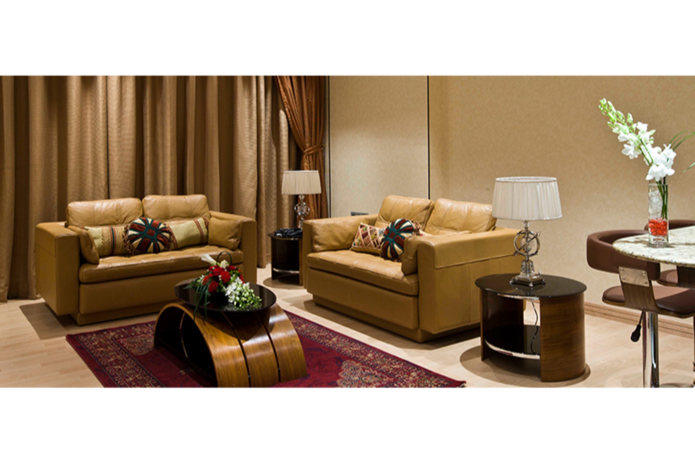 Elite Crystal Hotel