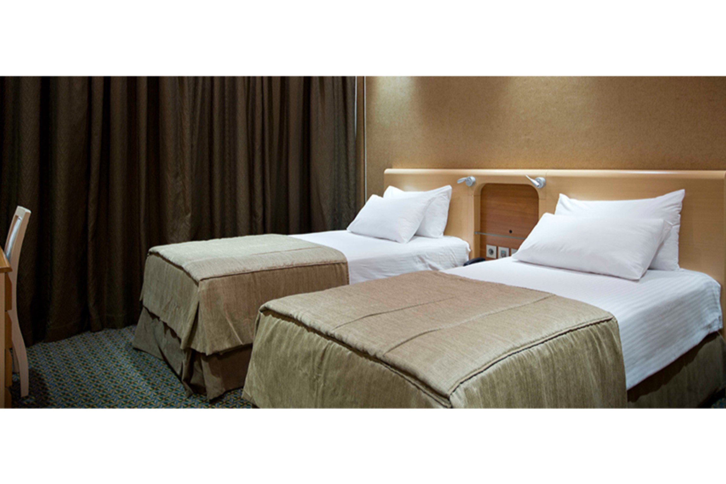 Elite Crystal Hotel