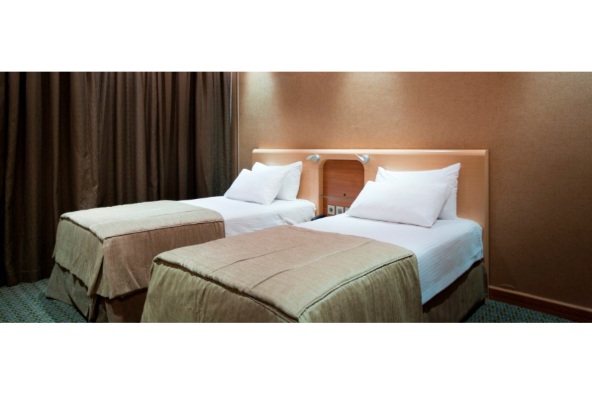 Elite Crystal Hotel