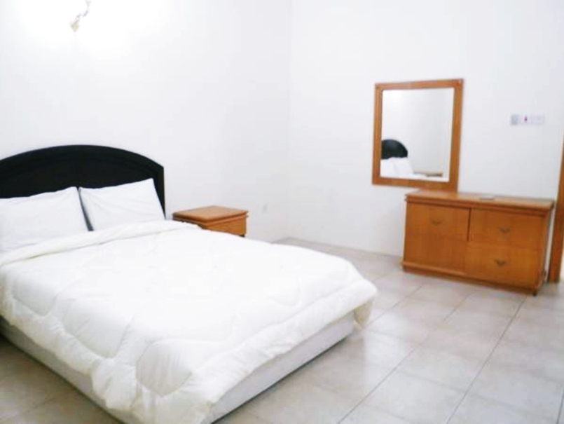 Euro Plaza Apartments