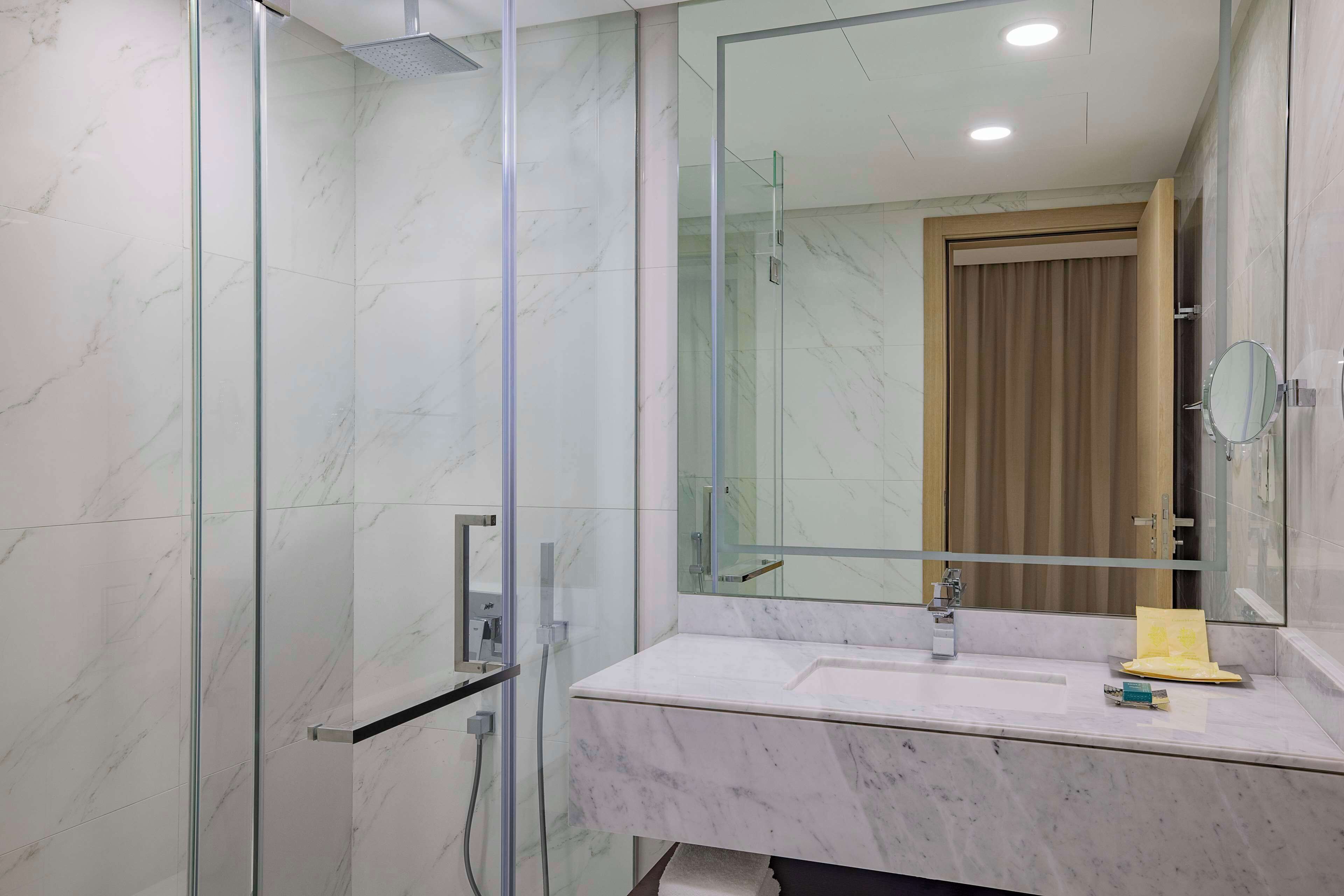 Hilton Bahrain City Centre Hotel & Residences