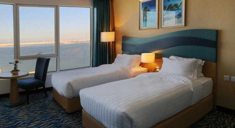 Harbour Suites Hotel