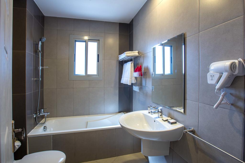 Loumage Suites & Spa