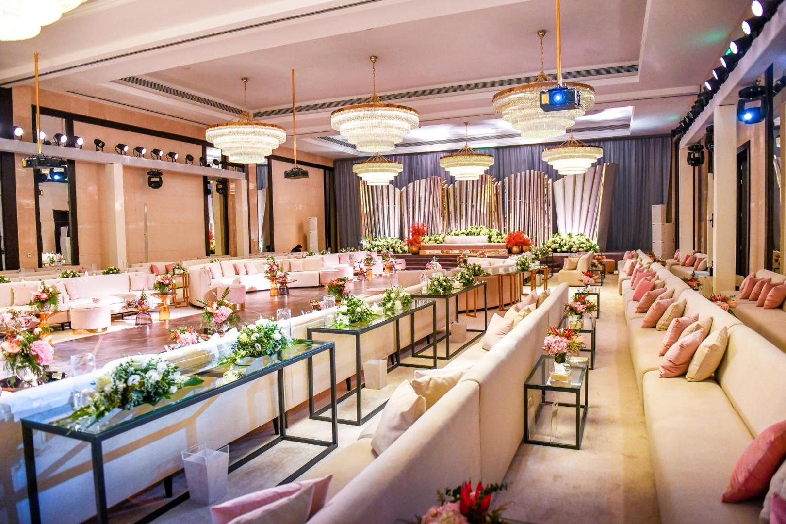 Royal Saray Resort