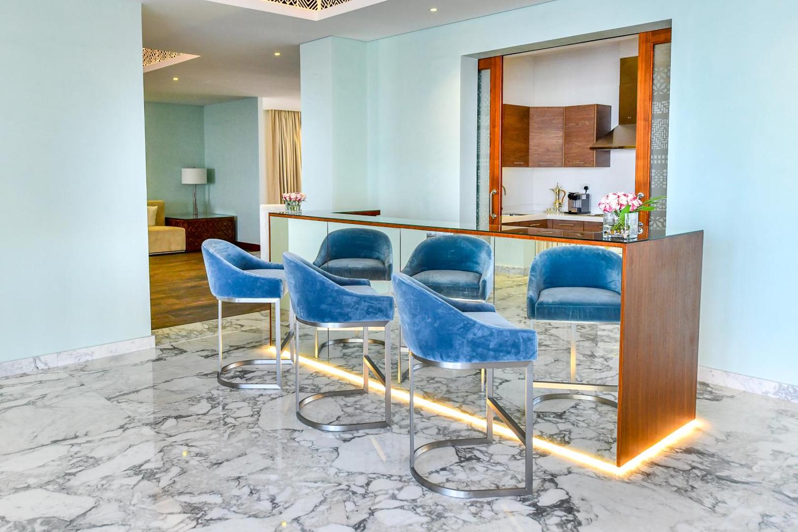 Royal Saray Resort