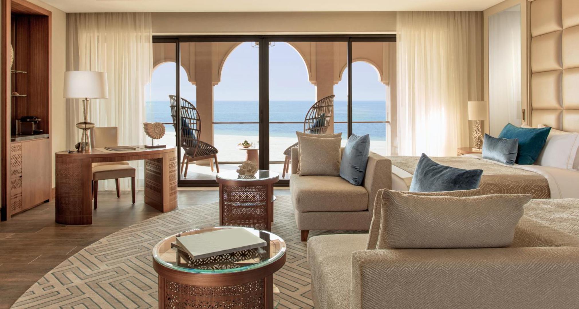 Royal Saray Resort