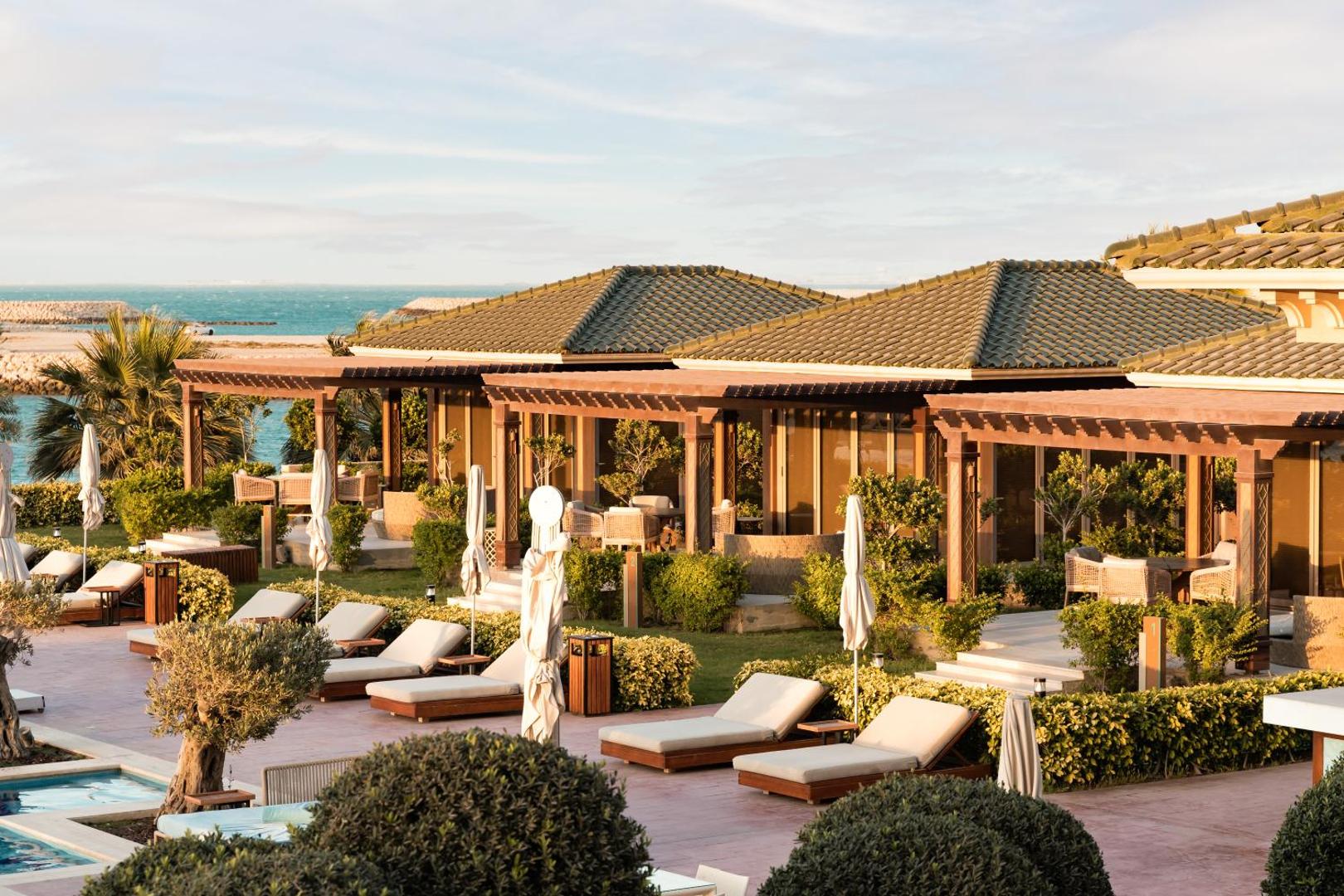 Royal Saray Resort