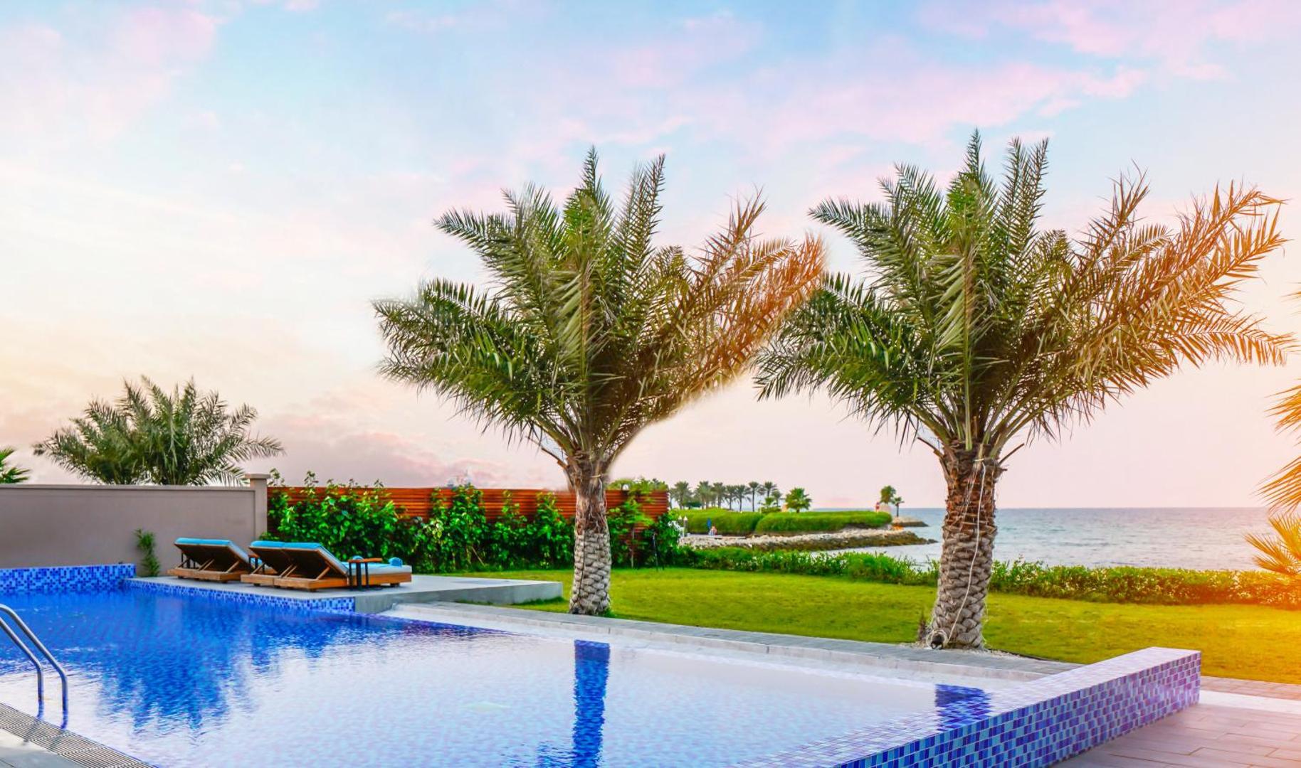 Royal Saray Resort