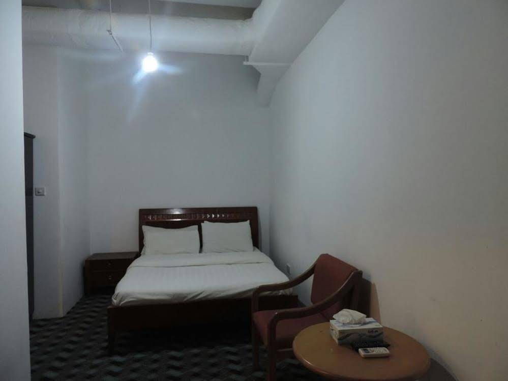 Seef Loft