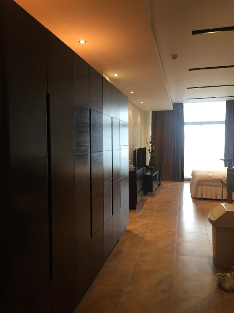 Swan Apartments II ( Family & Business Travelers only)