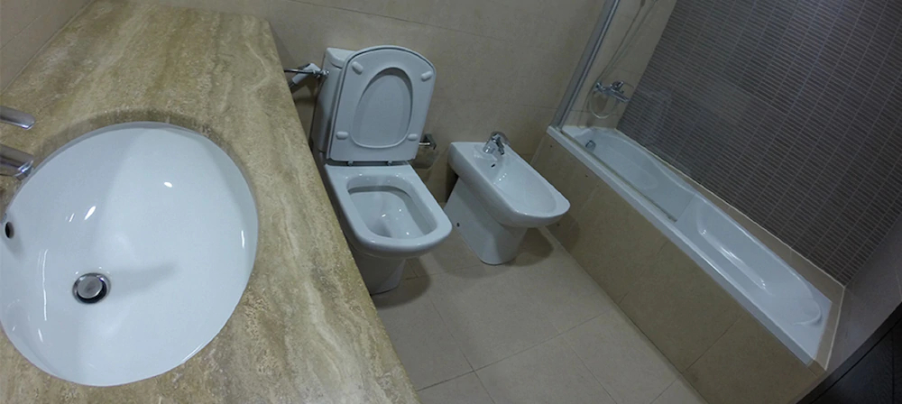 Swan Apartments II ( Family & Business Travelers only)