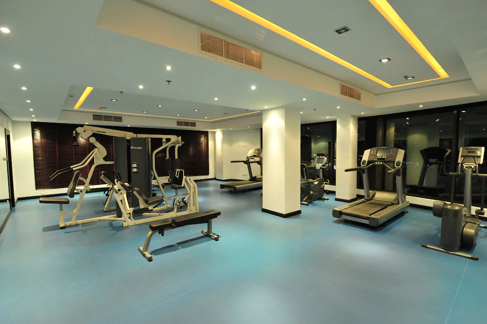 Swan Apartments II ( Family & Business Travelers only)
