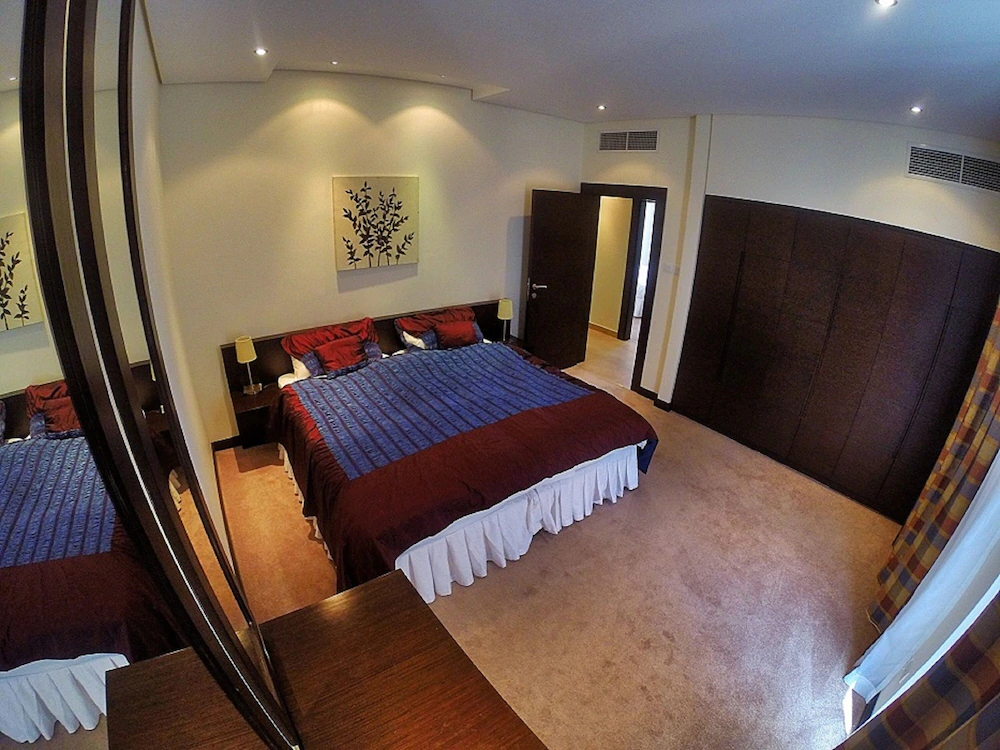 Swan Apartments II ( Family & Business Travelers only)