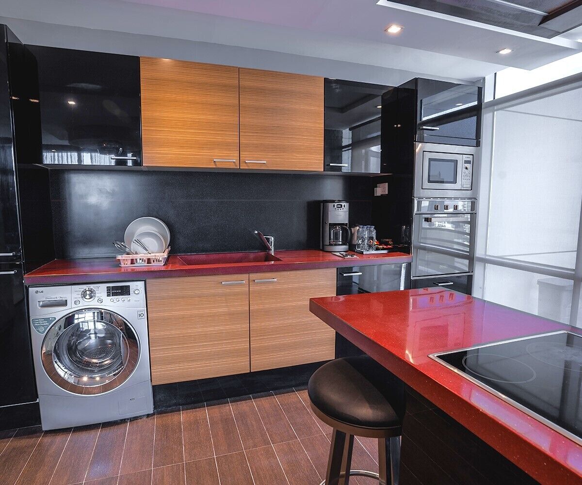 Sway Suites
