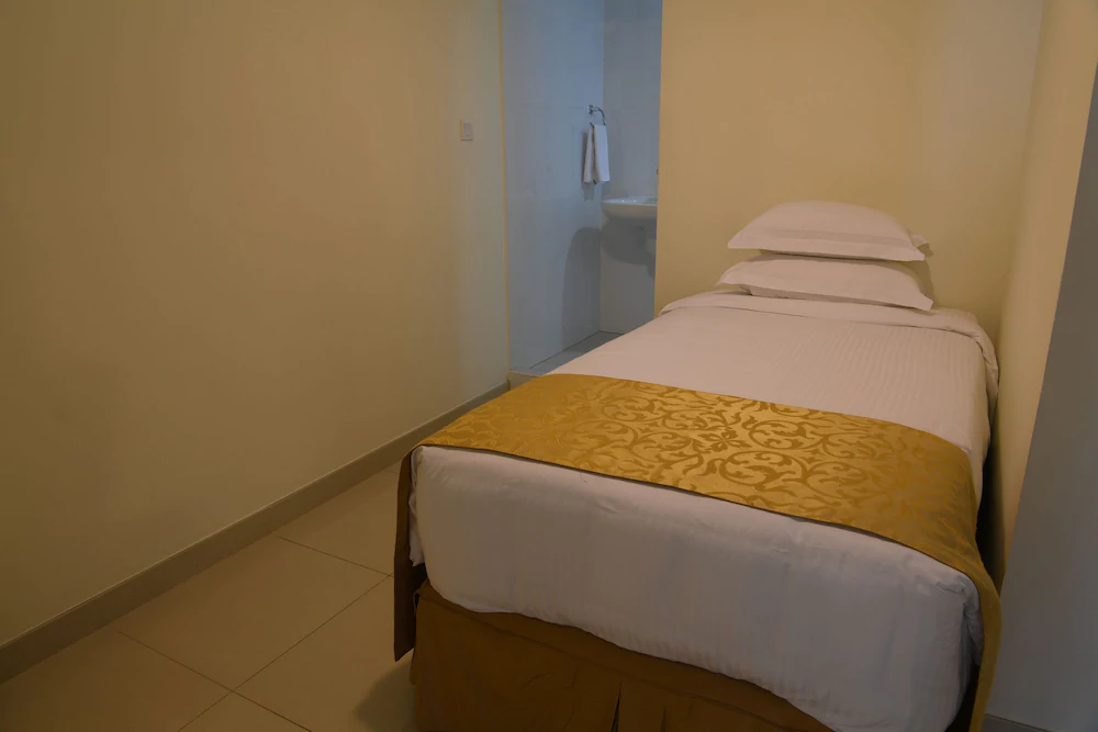 Gulf Suites Hotel Amwaj