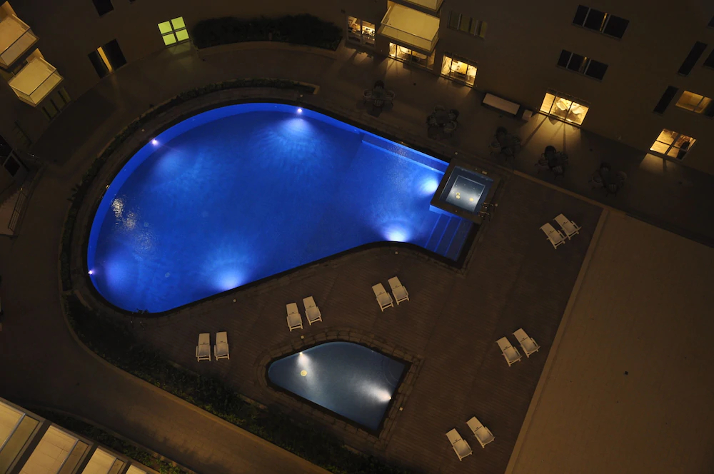 Gulf Suites Hotel Amwaj