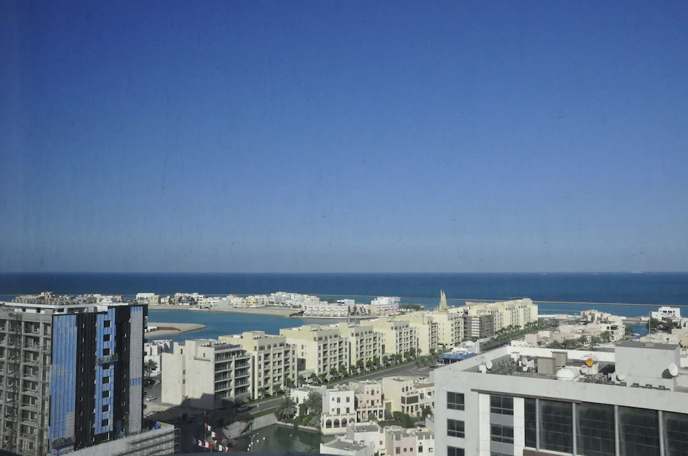 Gulf Suites Hotel Amwaj