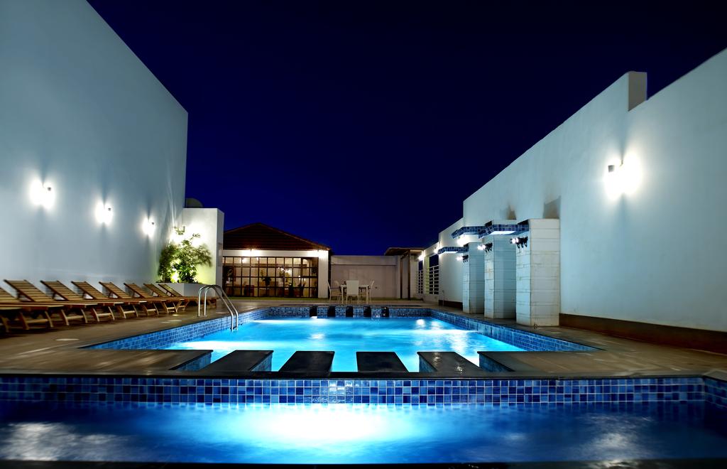 Ista Suites Seef
