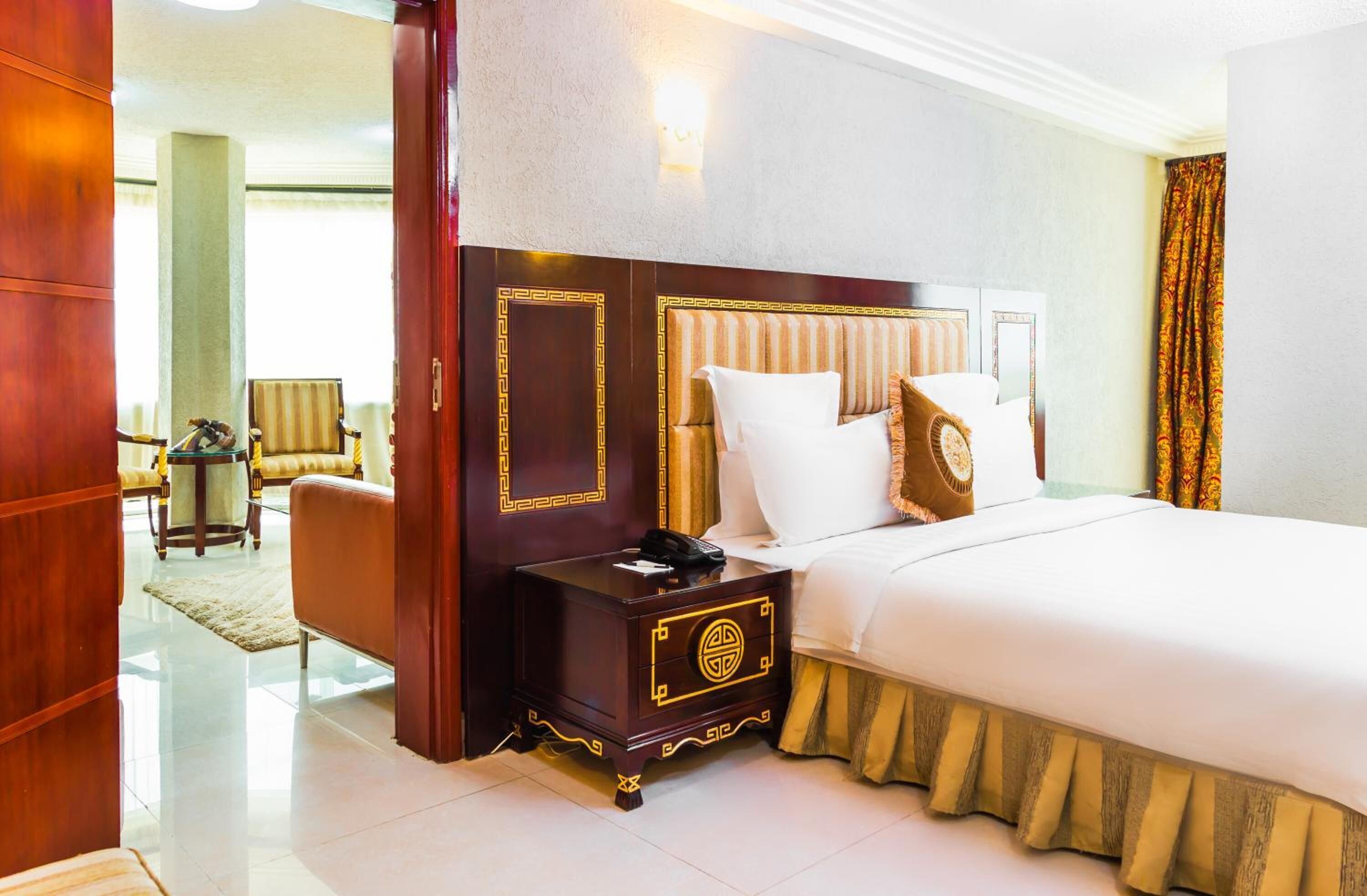 Nobila Airport Hotel