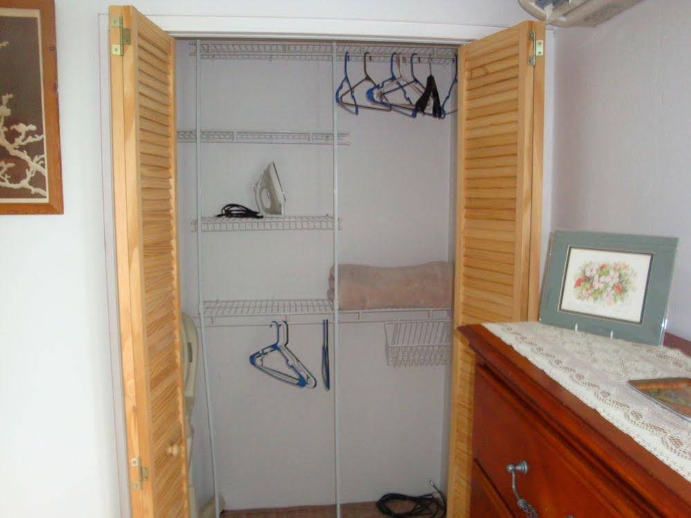 6 Cloverdale Close
