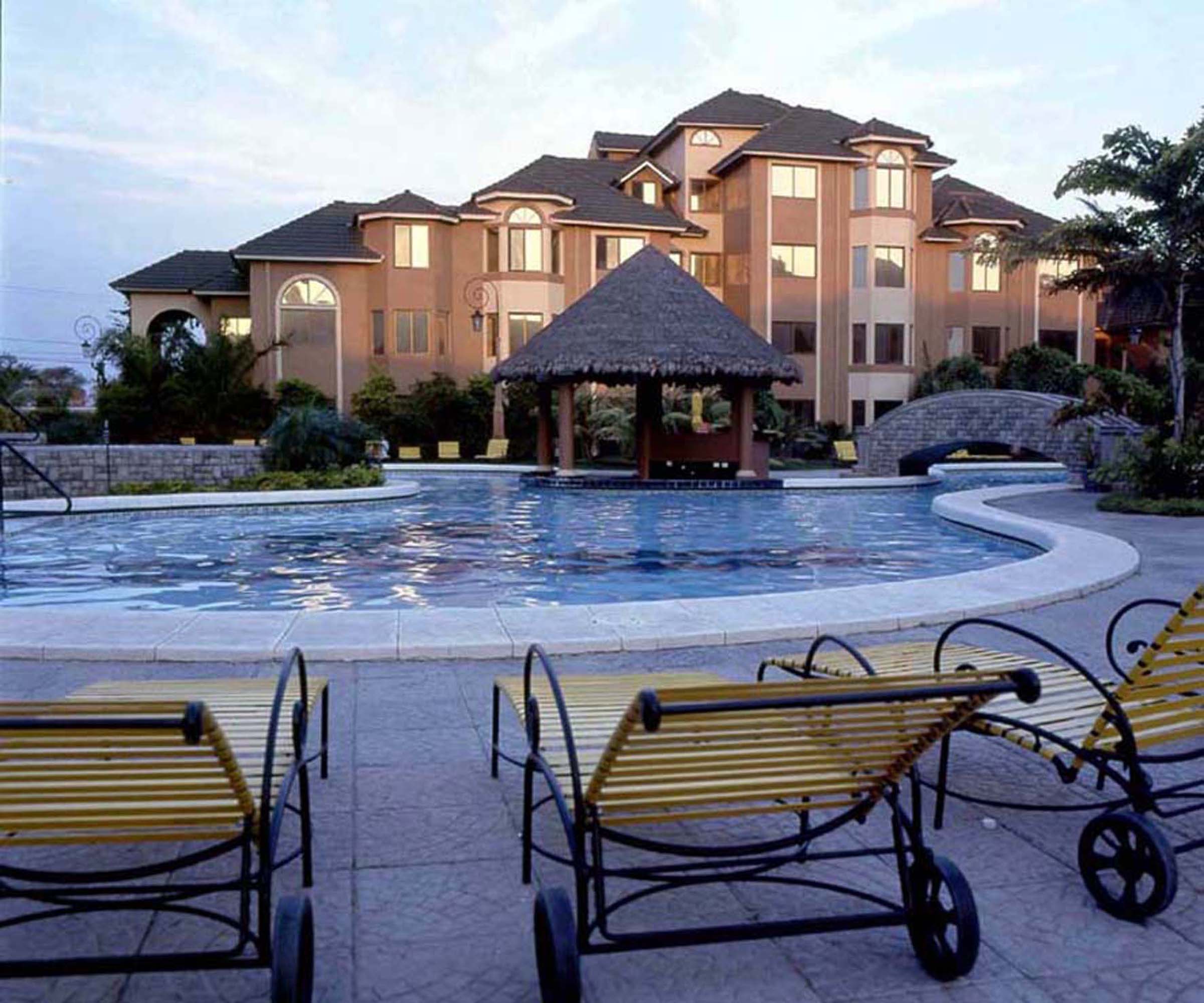 Buganvillas Hotel Suites and Spa
