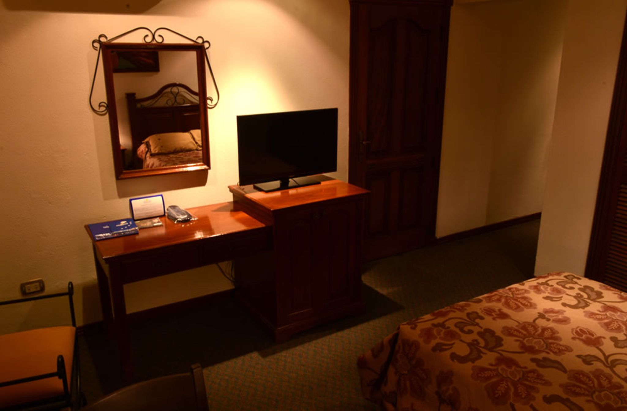 Casa Blanca Hotel