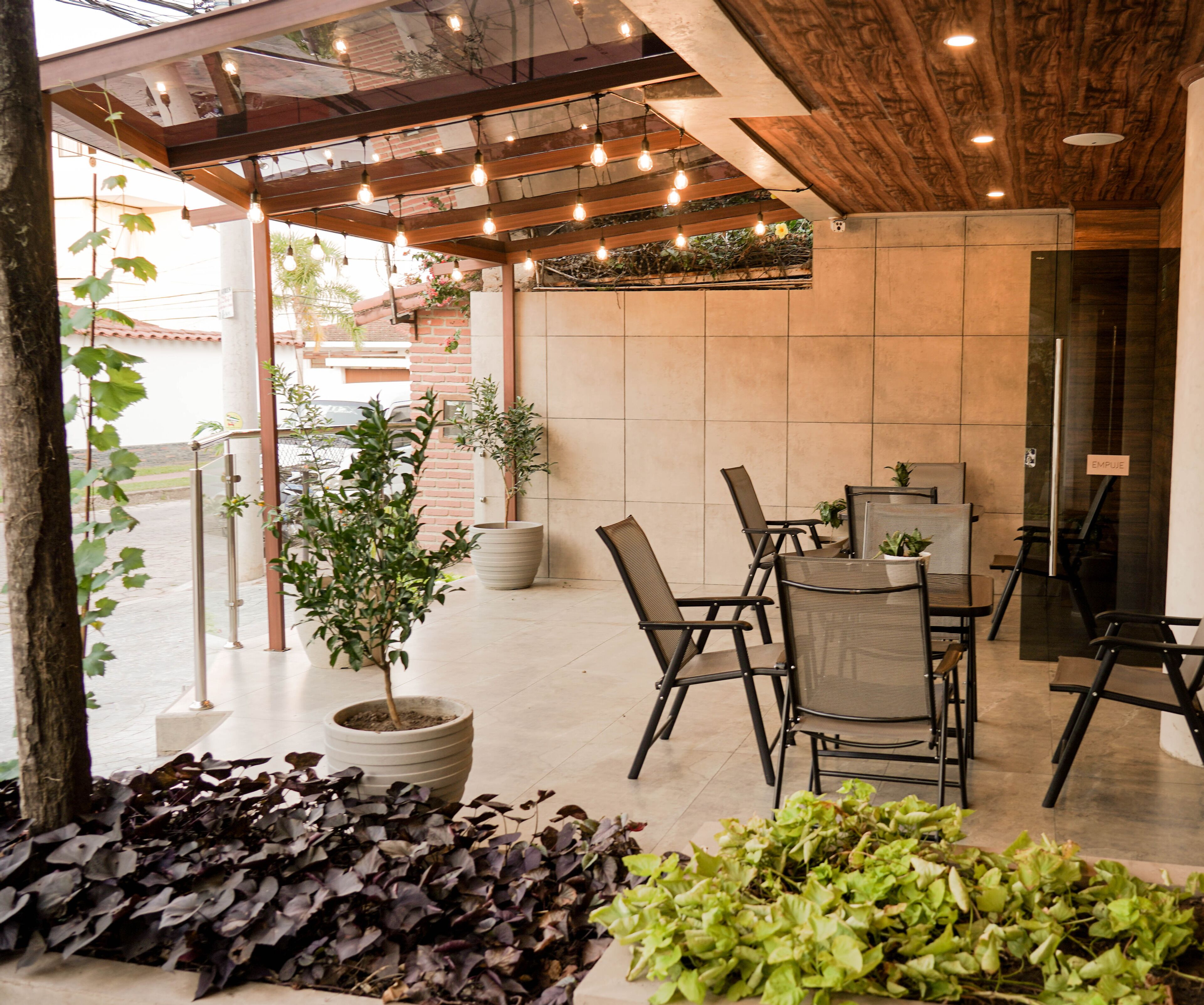 Chairu Eco Hotel