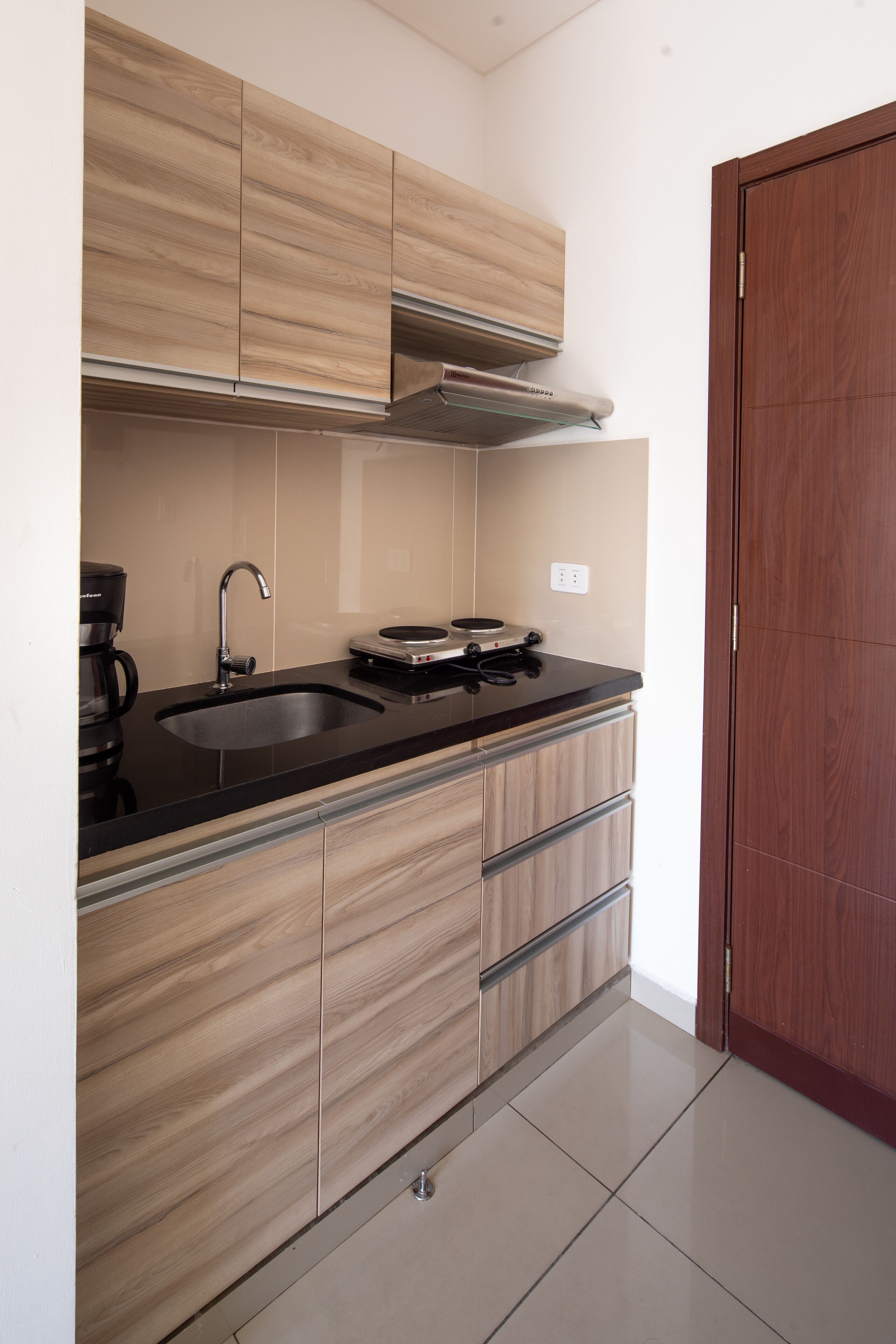 Equipetrol Suites Apart Hotel